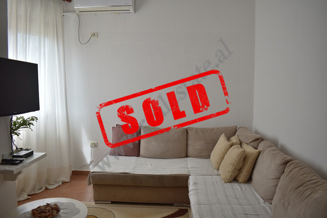 Apartament 1+1 per shitje ne rrugen Sotir Caci ne Tirane.
Apartament pozicionohet ne katin e 6, kat